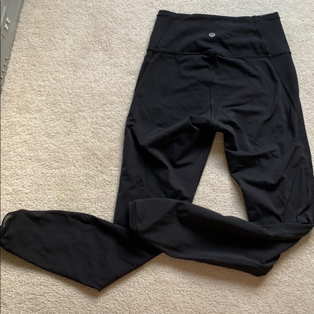 Black lululemon leggings